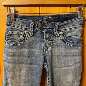 Y2K low rise silver jeans 👖 🦋